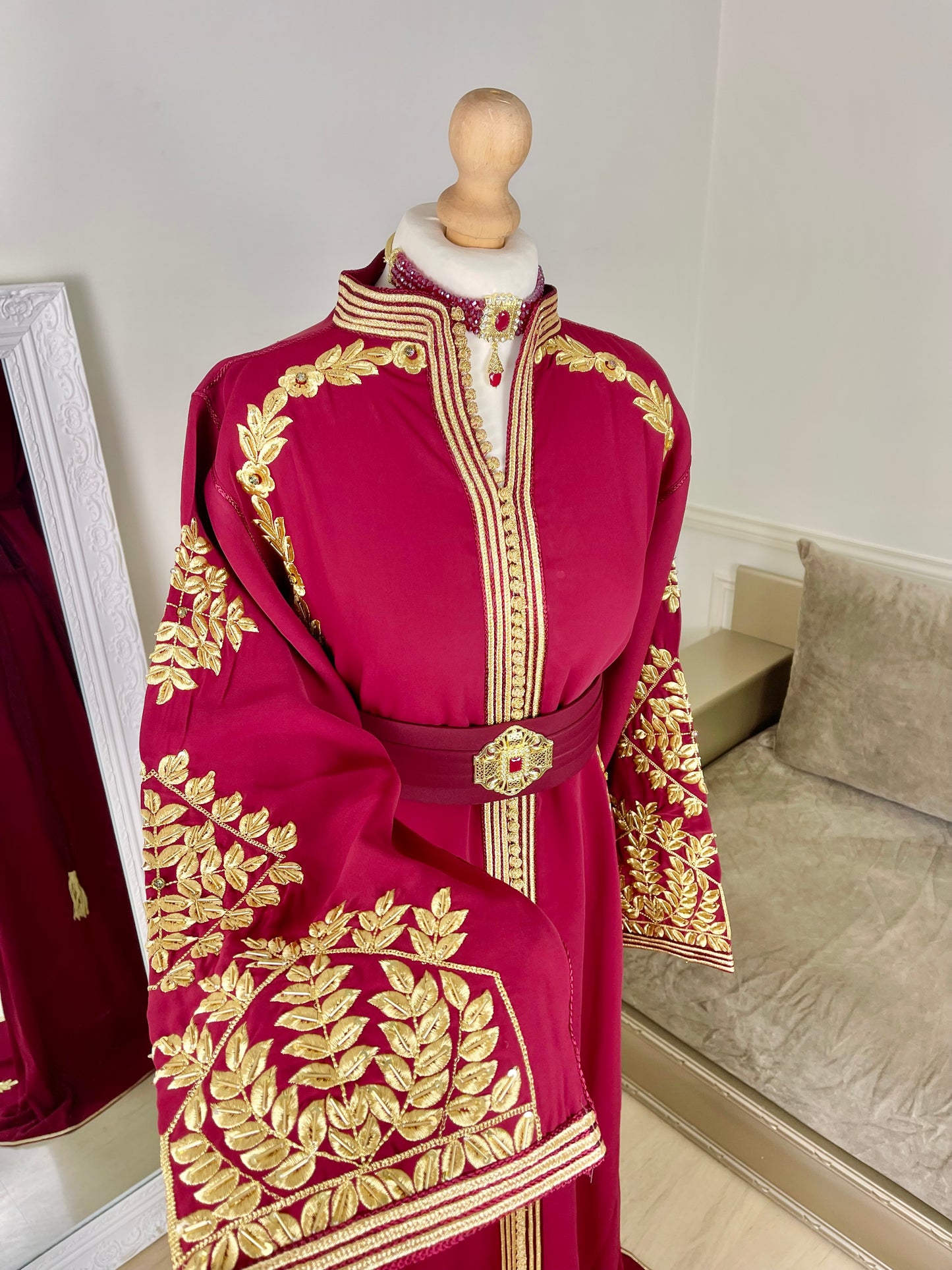 Caftan Assia bordeau