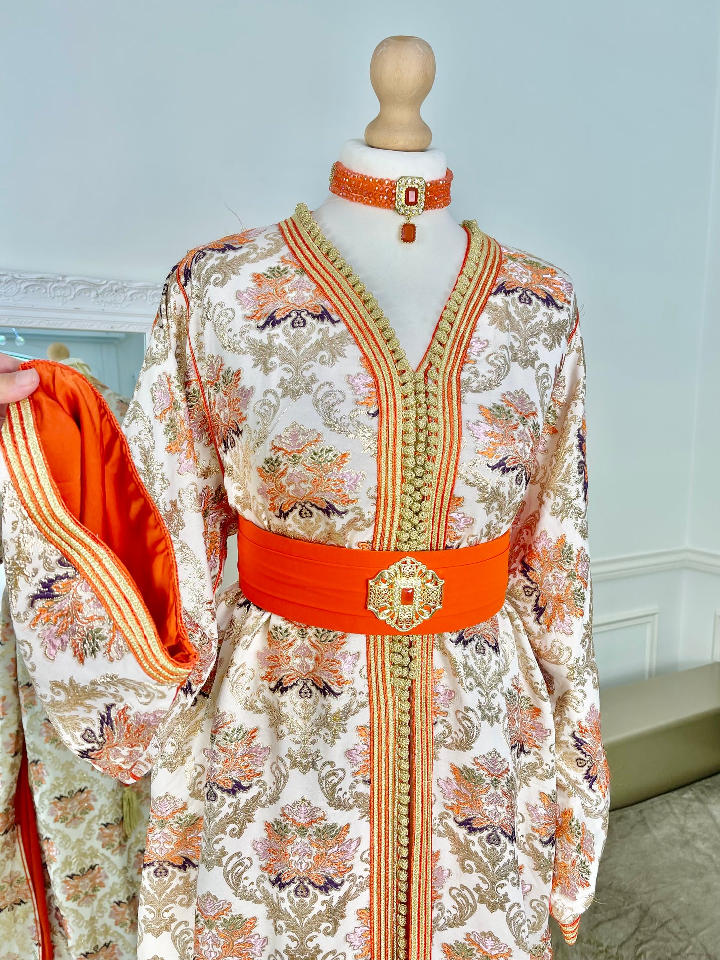 Tekcheta Brocard orange