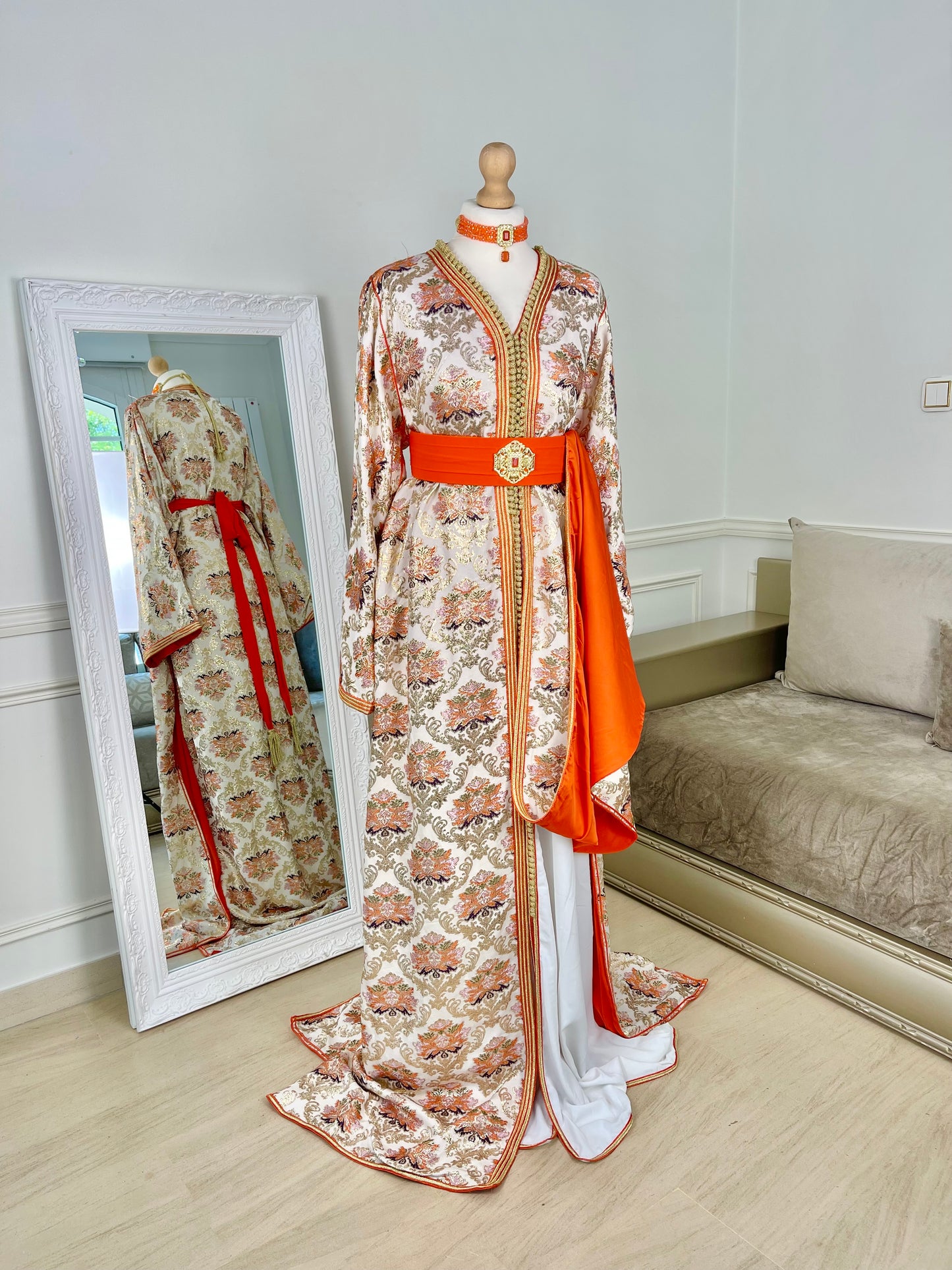 Tekcheta Brocard orange