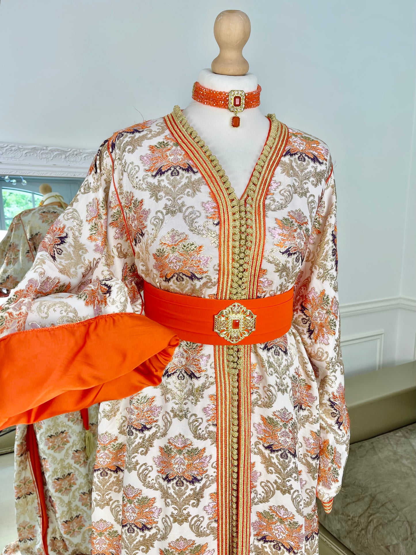 Tekcheta Brocard orange