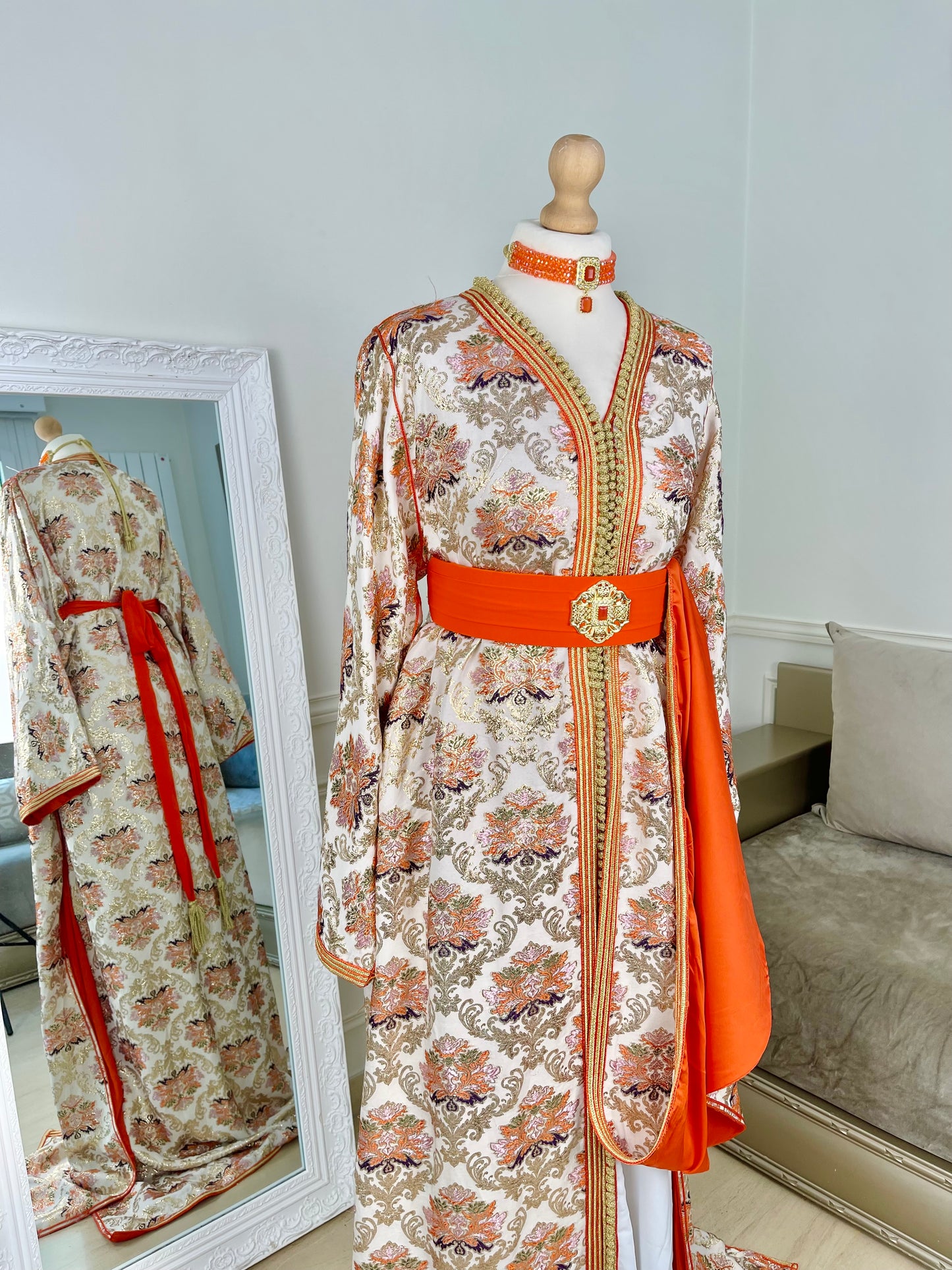 Tekcheta Brocard orange