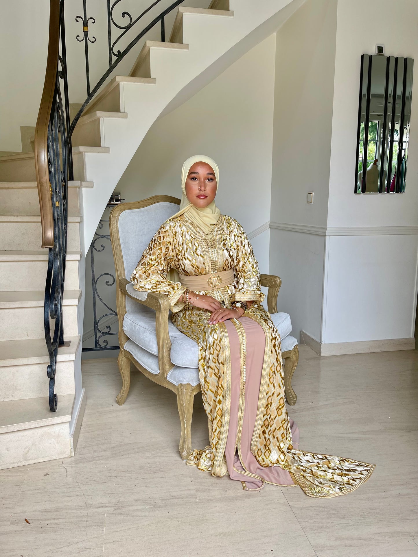 Tekcheta Tlija beige