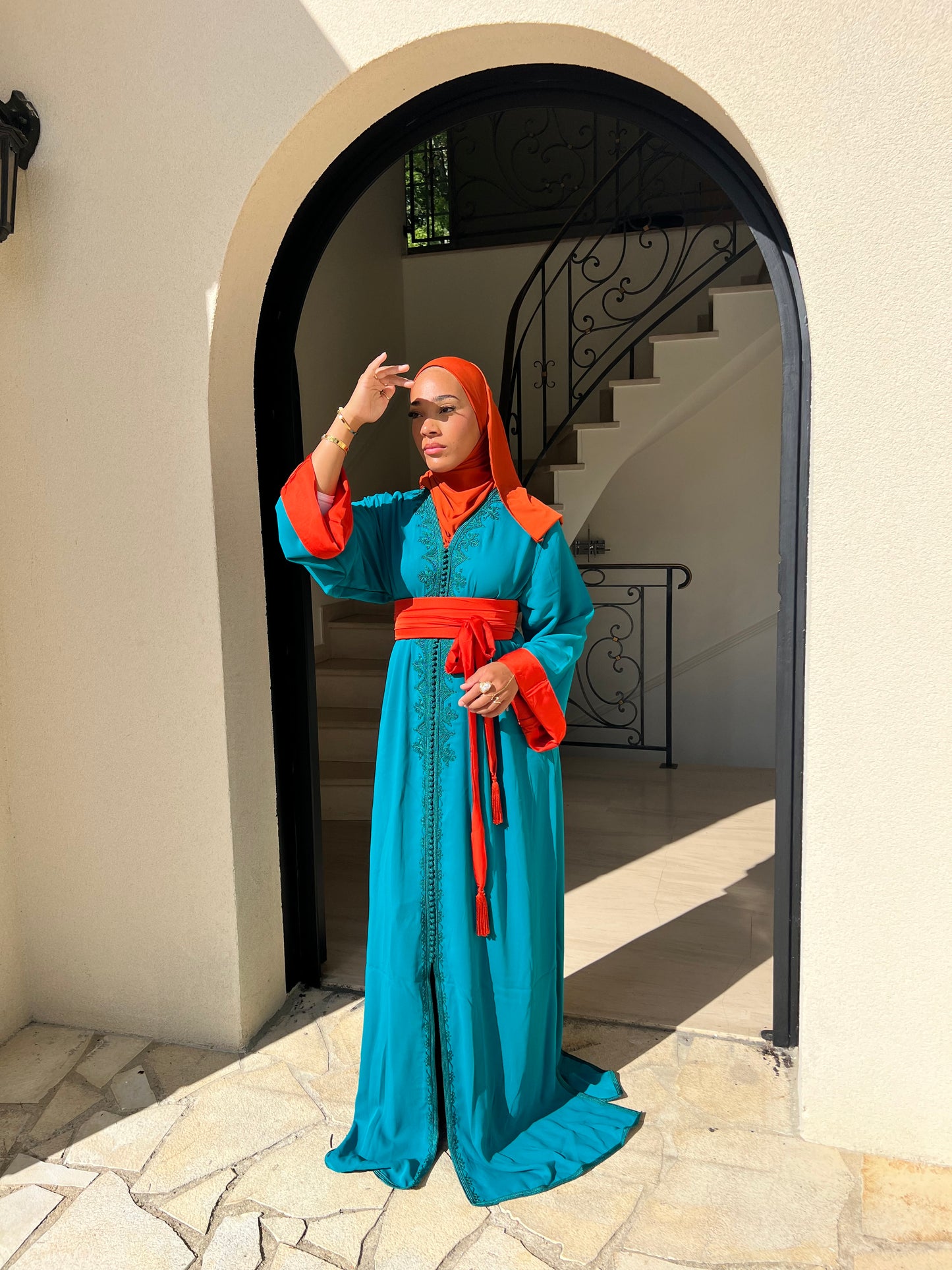Caftan Najah bleu canard et orange