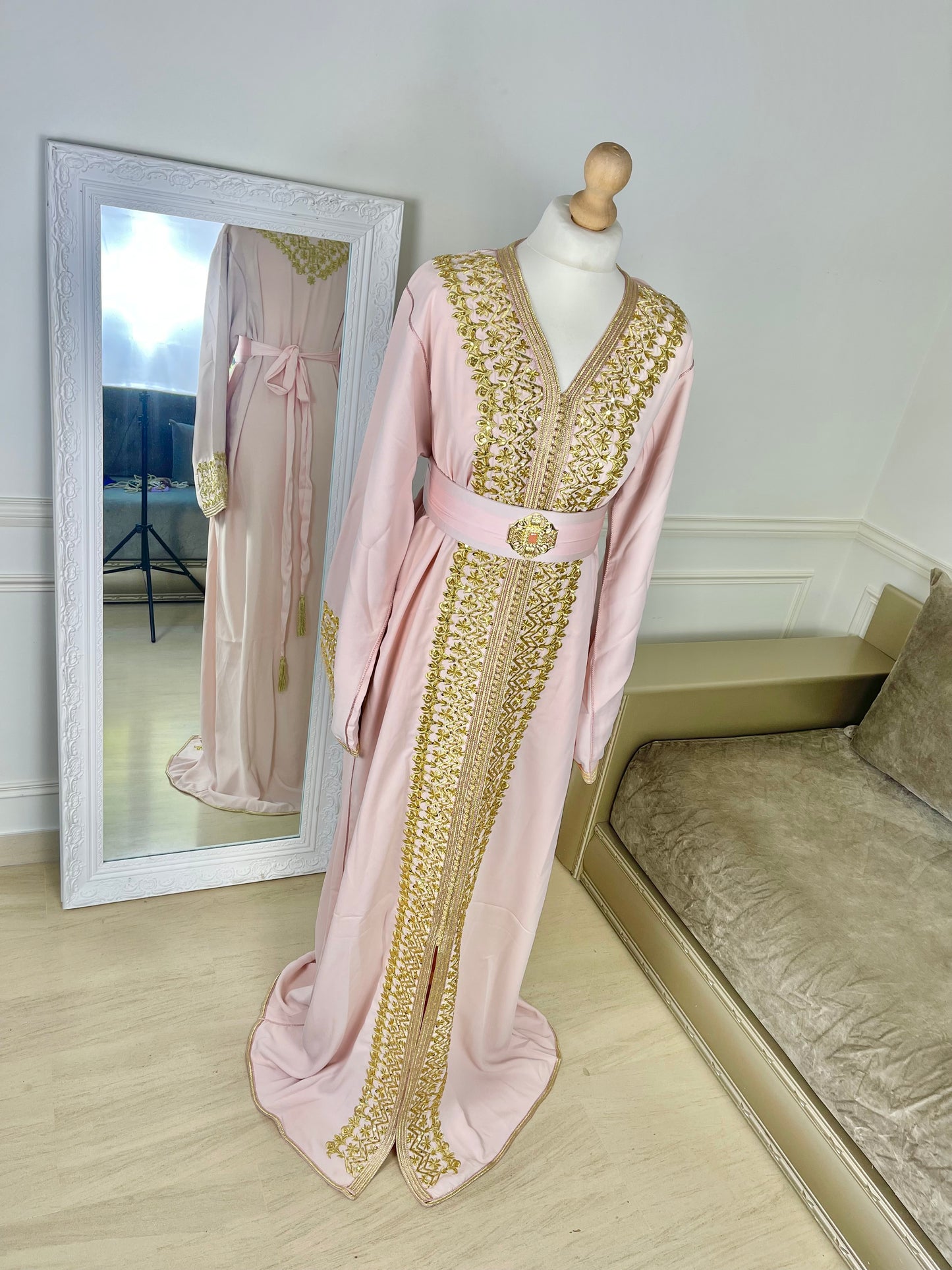 Caftan Leïna rose poudrée