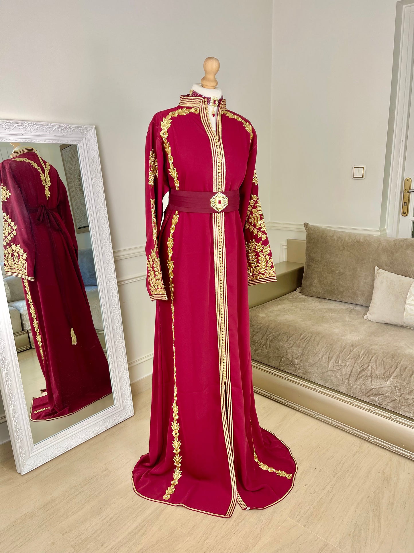 Caftan Assia bordeau