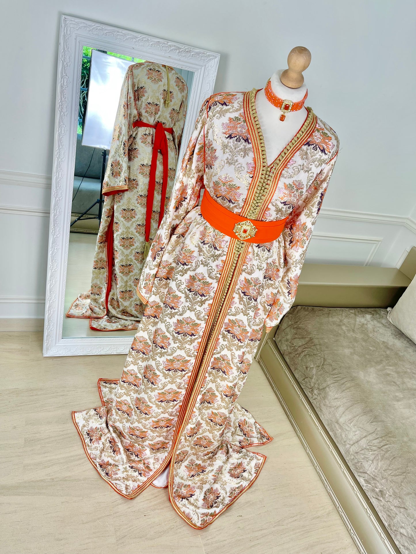 Tekcheta Brocard orange
