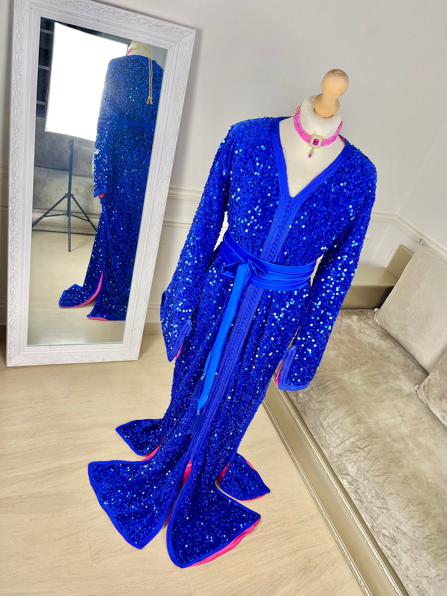 Caftan Sequin bleu et rose