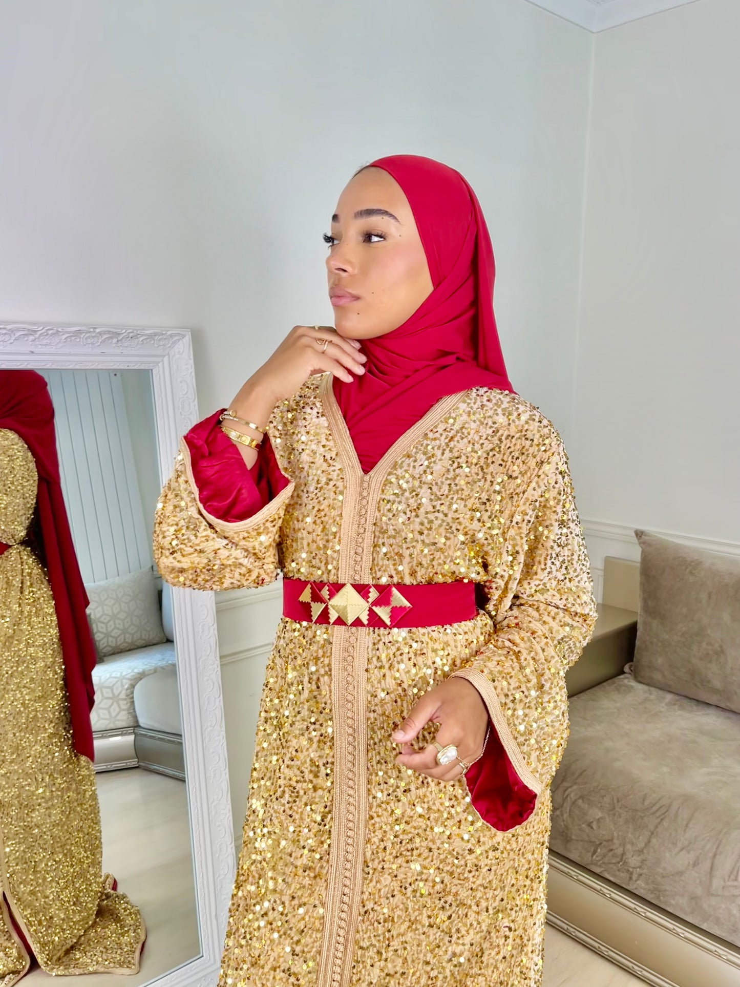 Caftan Sequin doré et rouge