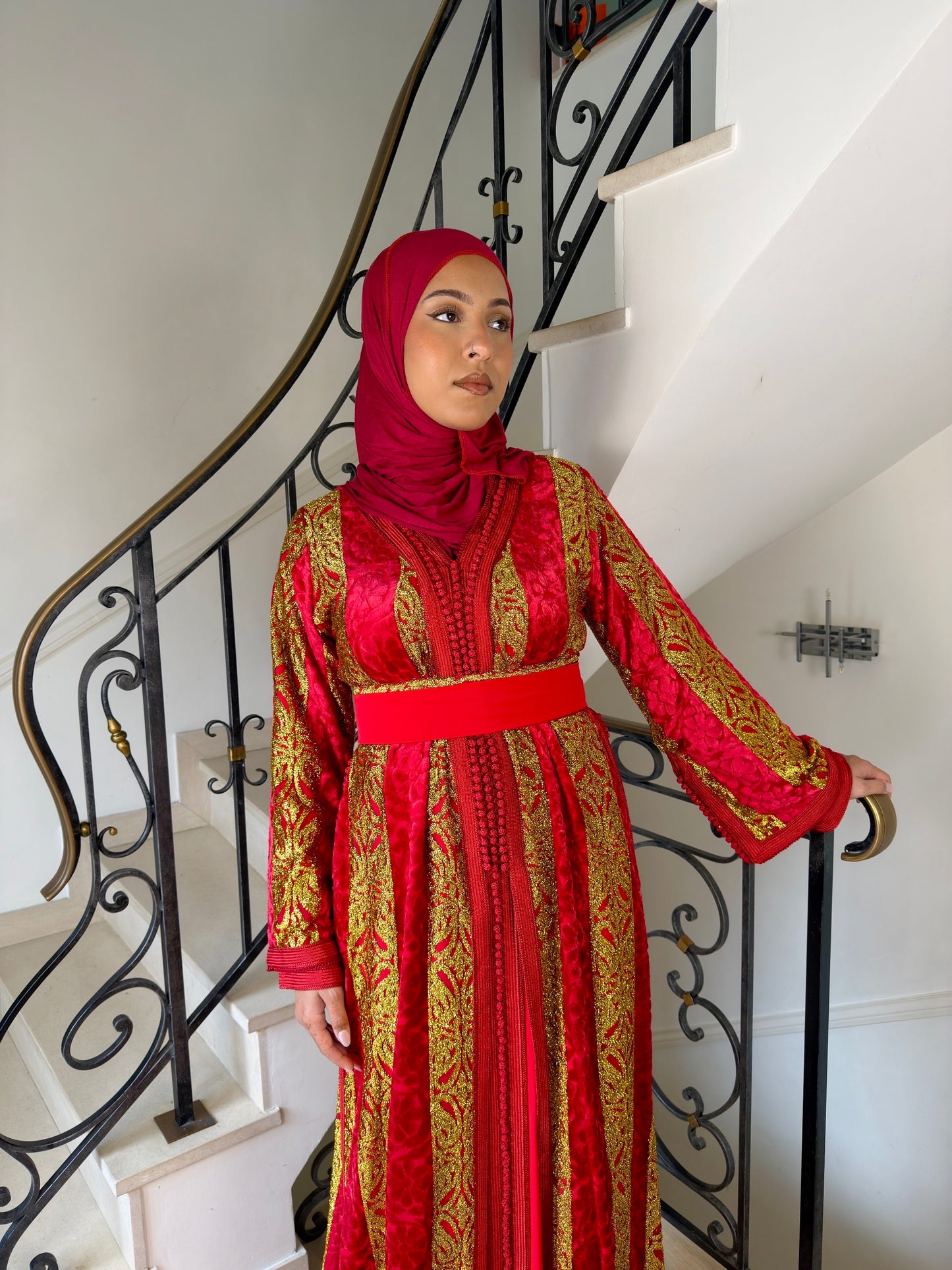 Tekcheta Manel rouge