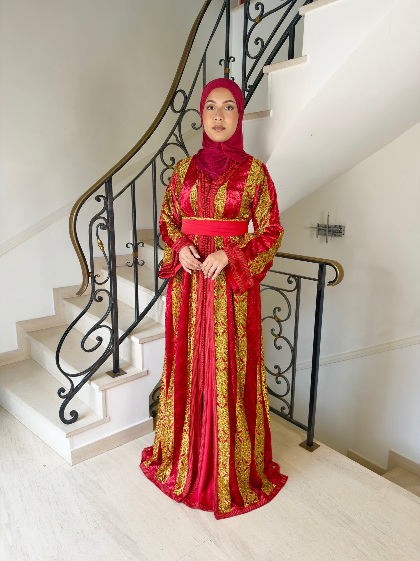 Tekcheta Manel rouge