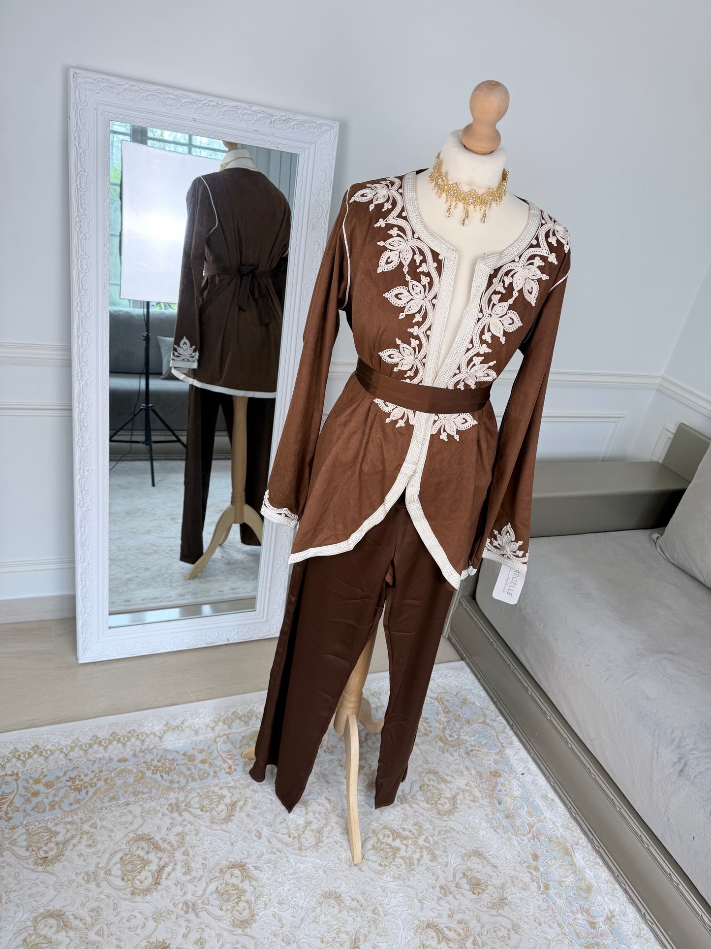 Ensemble Nawel marron