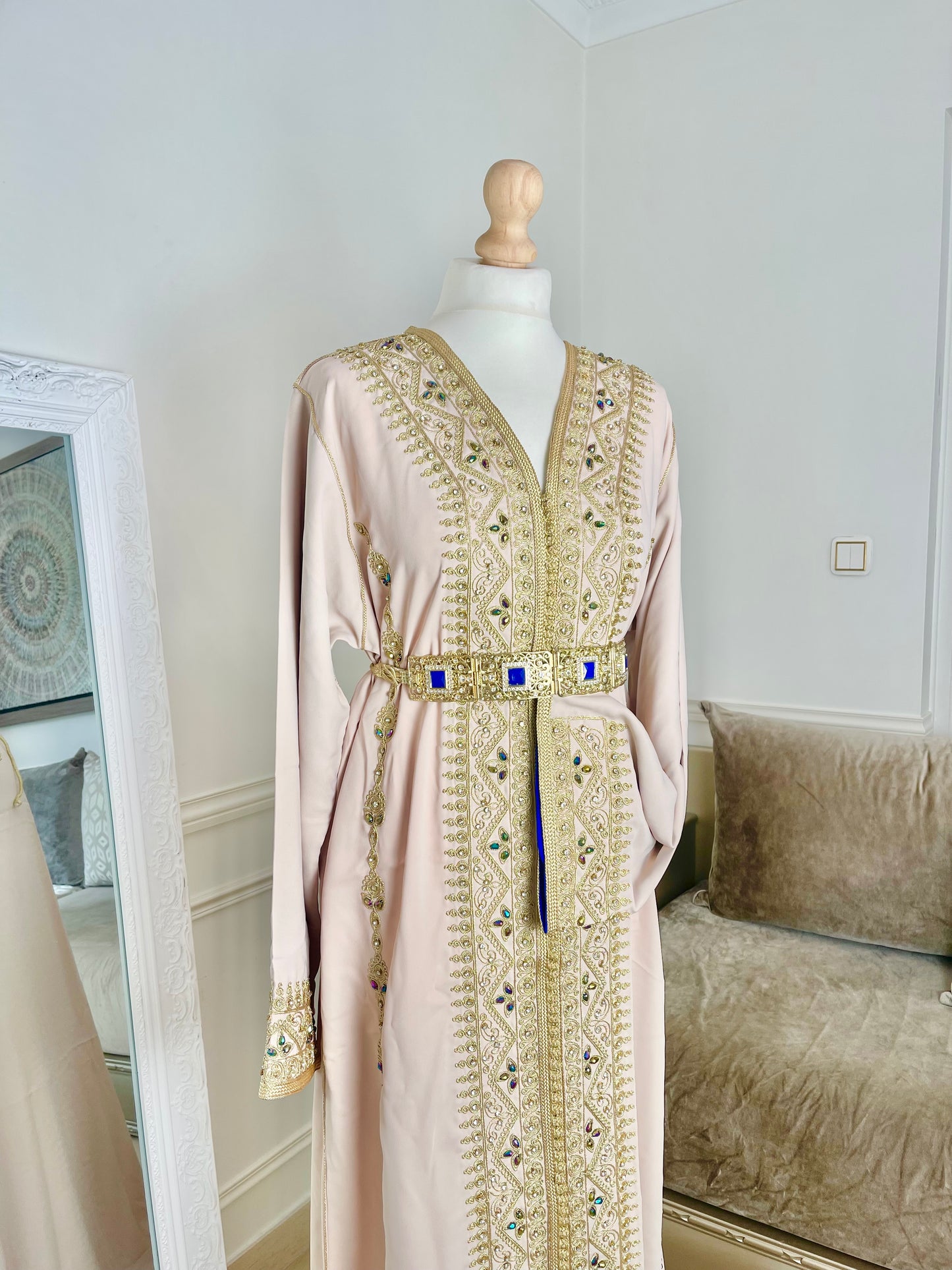 Caftan Ibtissem beige