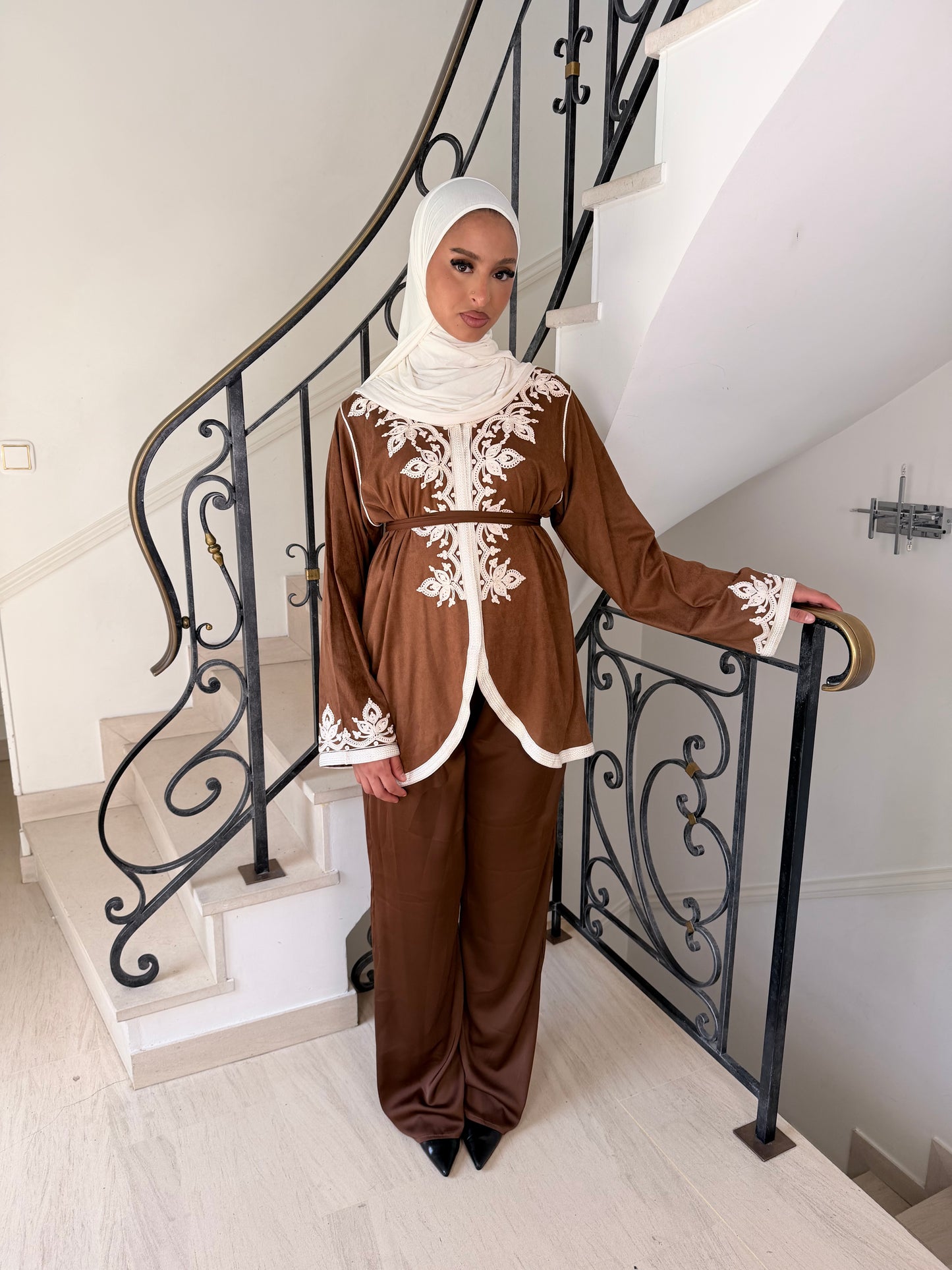 Ensemble Nawel marron