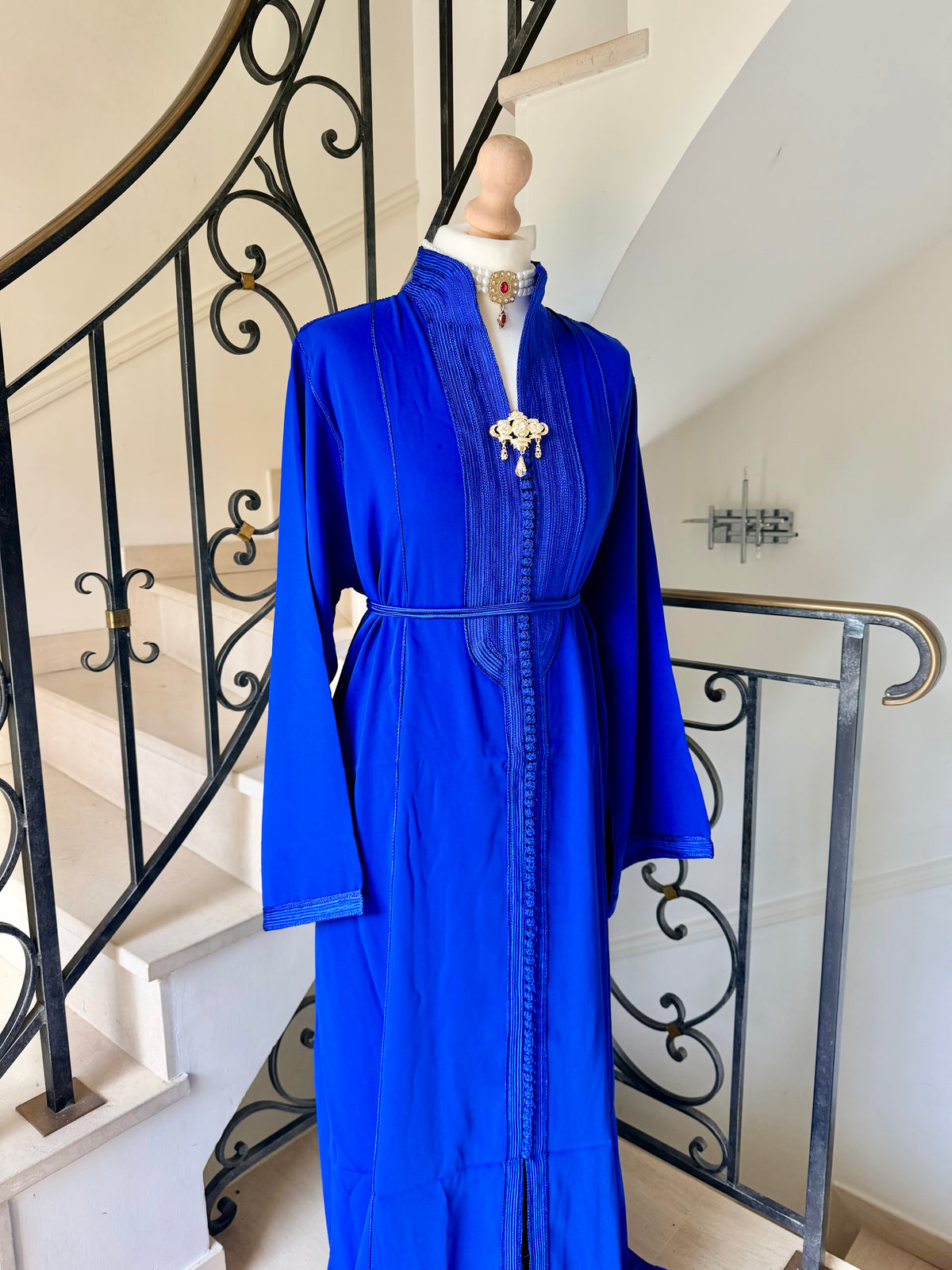 Caftan Assia bleu roi