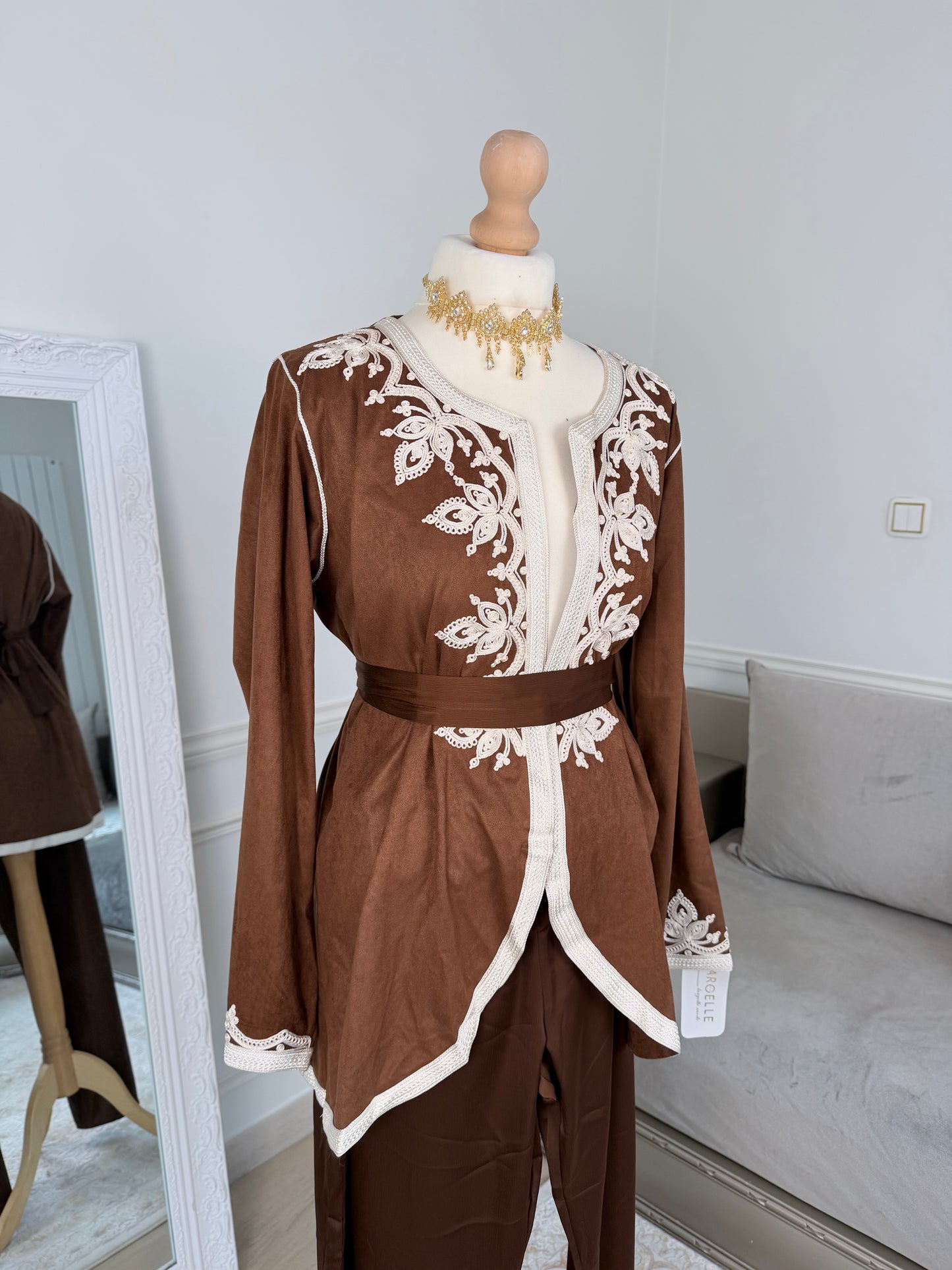Ensemble Nawel marron